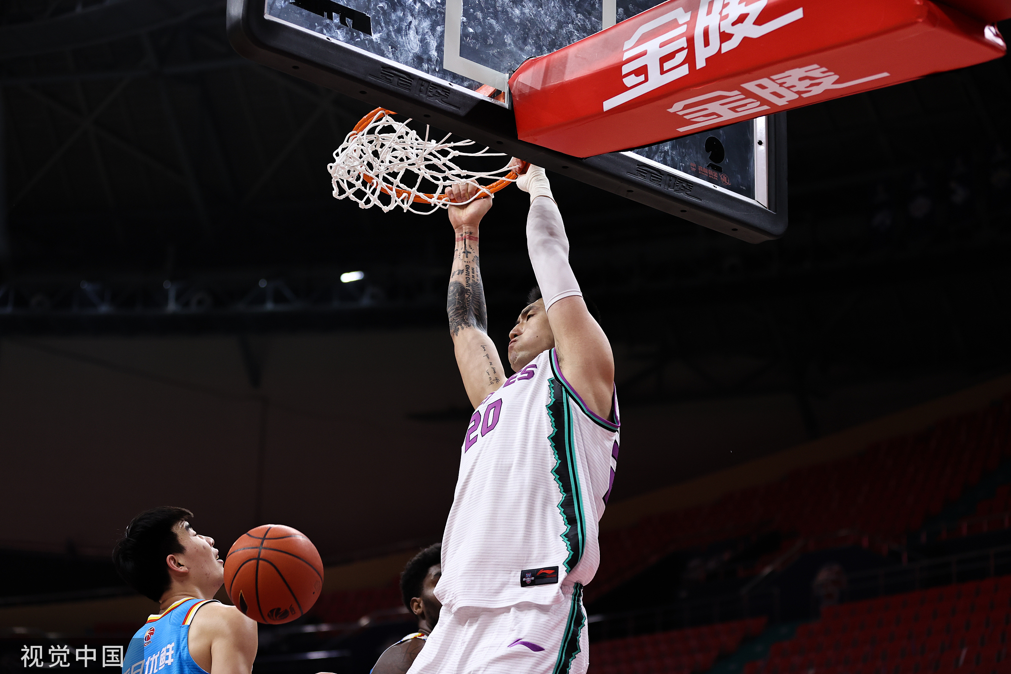 格尔夏利在主场力克对手,抢夺关键三分 格尔夏利在主场力克对手,抢夺关键三分