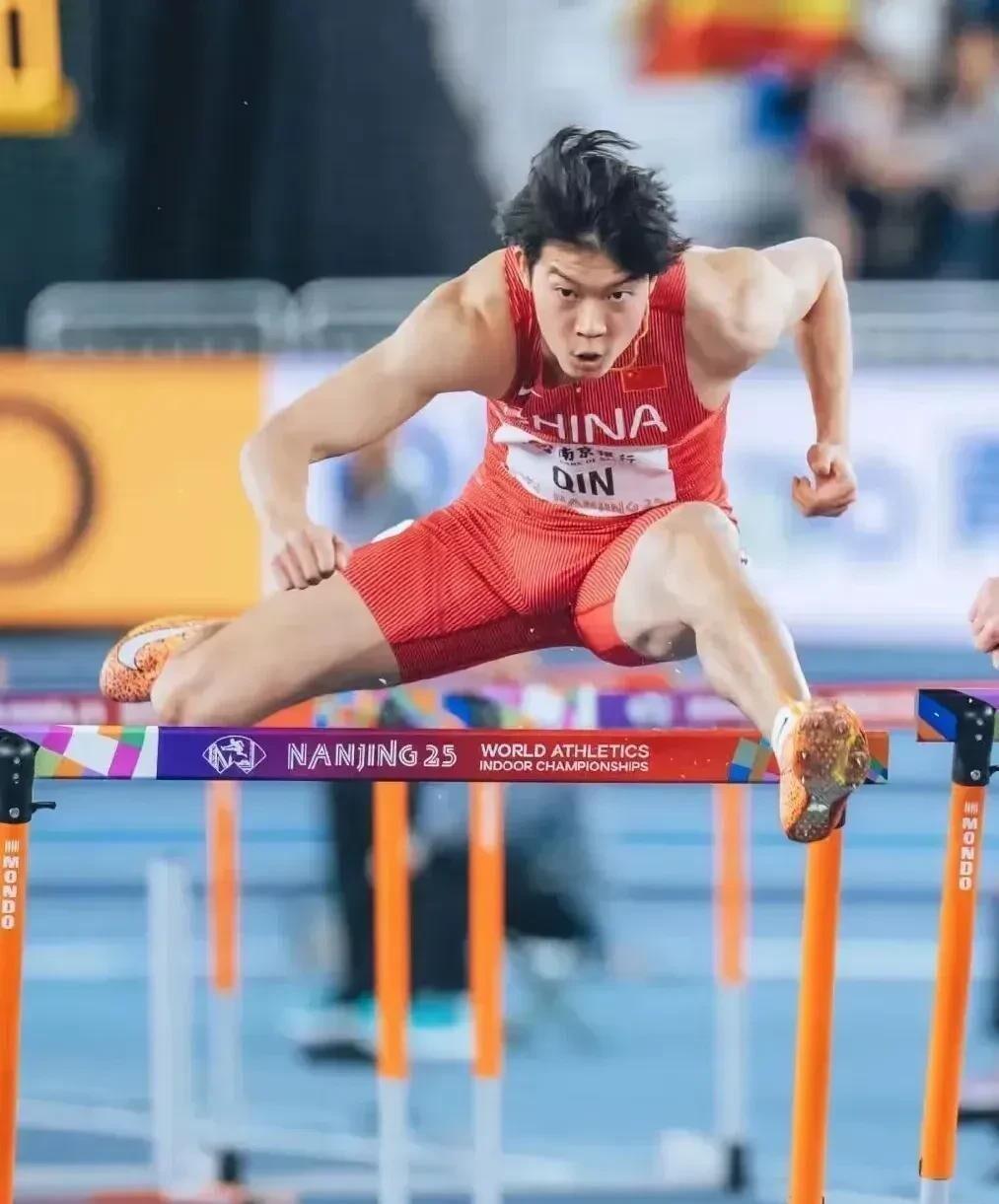 亚洲足球壮士捍卫荣誉，俱乐部比赛引人入胜