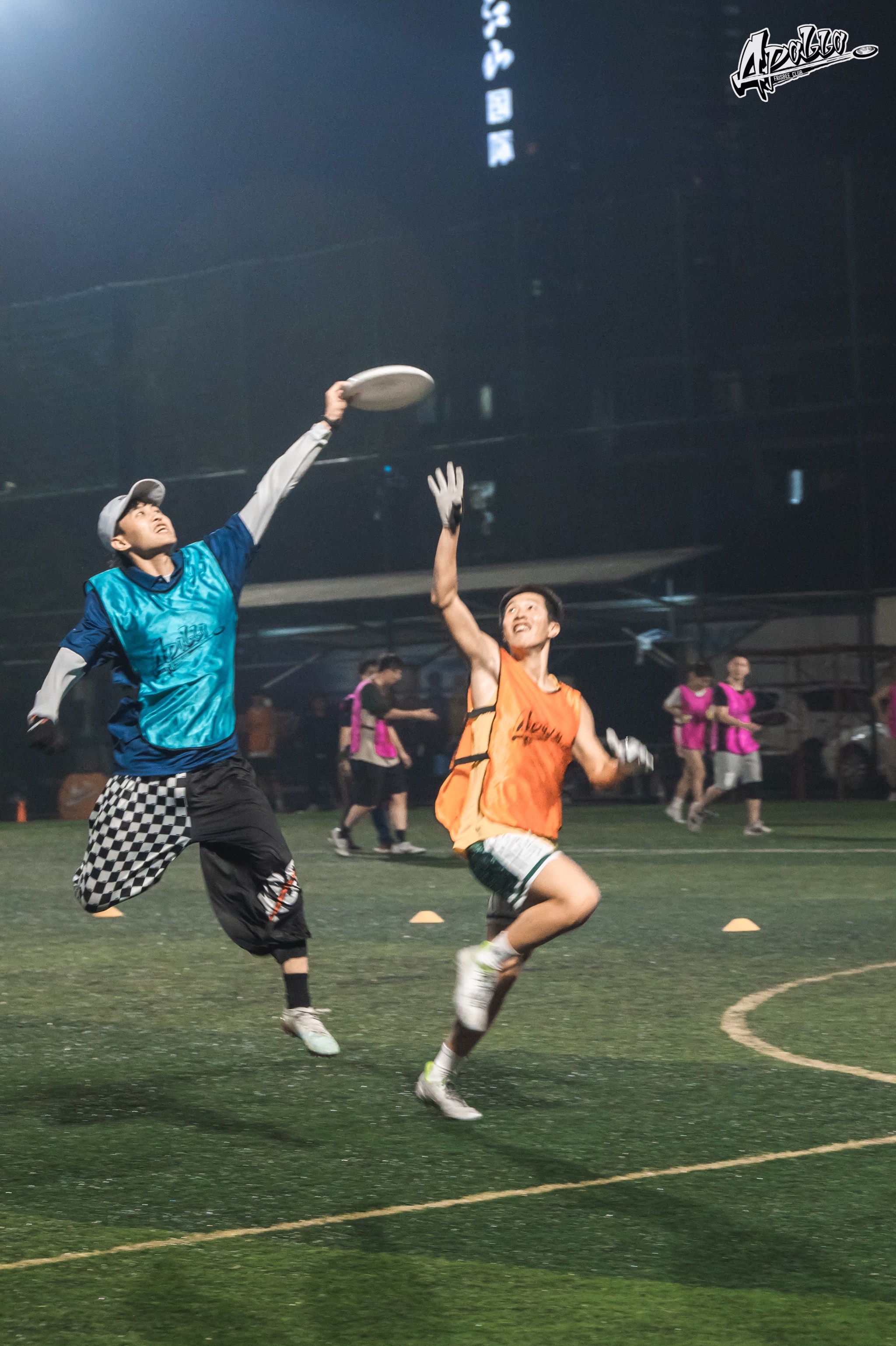 球场魅力！运动员们在比赛中展现出了源源不断的活力的简单介绍