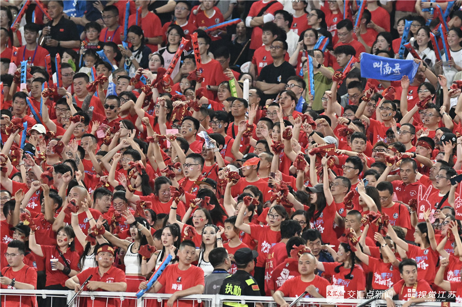 包含体育界热议的足球盛事即将开幕,中国队备战如火如荼的词条 包含体育界热议的足球盛事即将开幕,中国队备战如火如荼的词条